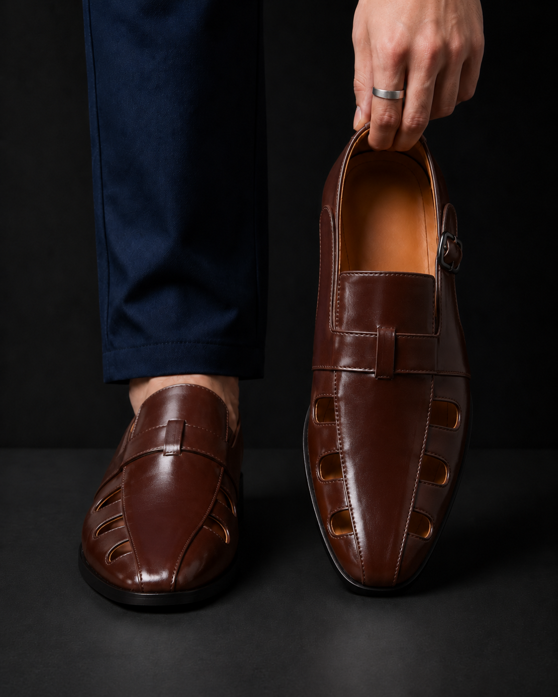 Męskie półbuty monk strap z klamrą i bocznymi wycięciami